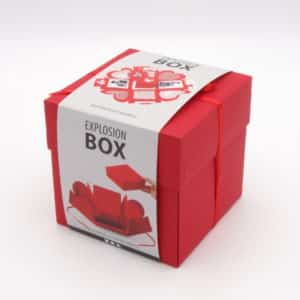 De couleur rouge cette boite cadeau sera parfaite pour gâter votre maman ou faire plaisir à votre femme lors de la St-Valentin !